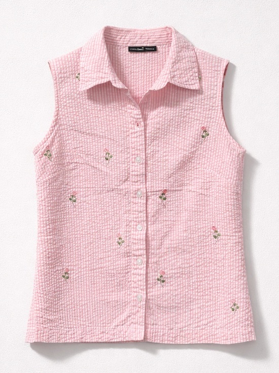 Northcrest Tops - North Crest Sleeveless Embroidered Floral Seersucker Collared Button Up Top